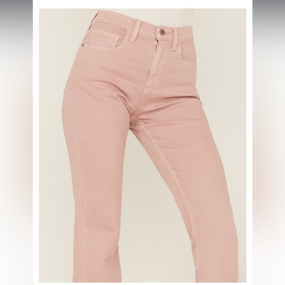 SNEAK PEEK WOMEN'S PINK HIGH RISE RAW HEM CROP JEANS SIZE 31/32 - Picture 2 of 5